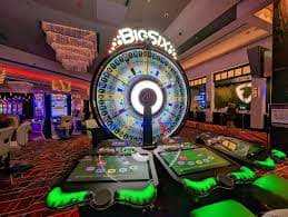 t46 slot VIP မိုဘိုင်းအက်ပ် ဖြင့် Cashback ကြည့်ရှုနေသောမြင်ကွင်း